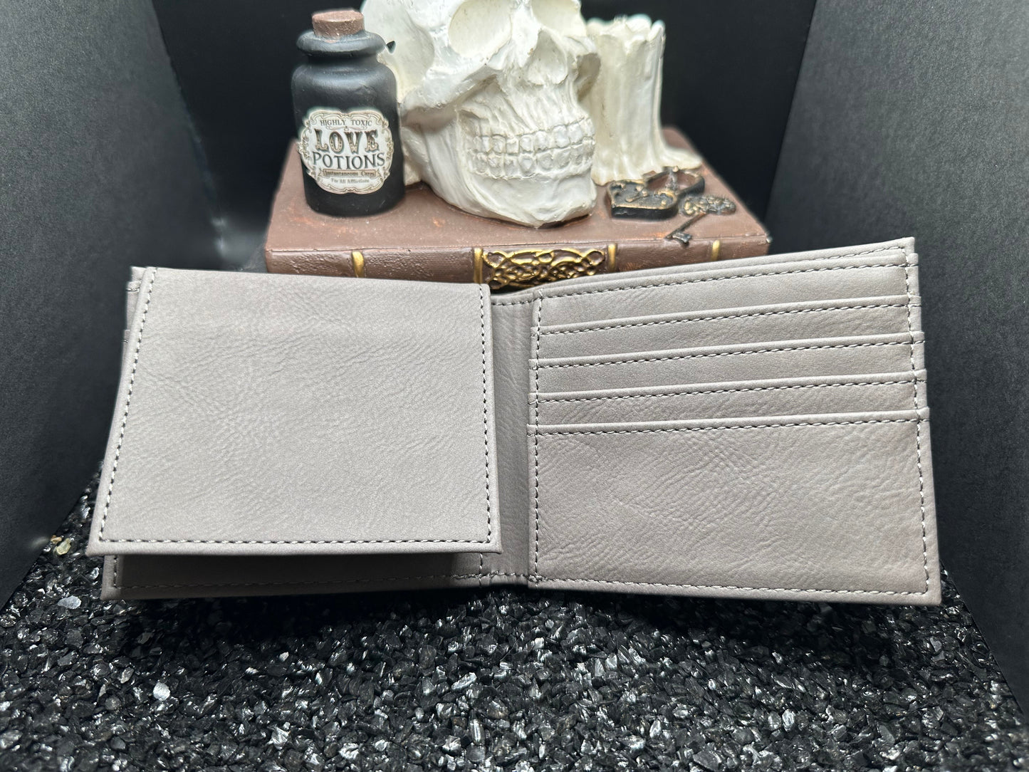 Upside Down Pineapple Gray Billfold Wallet