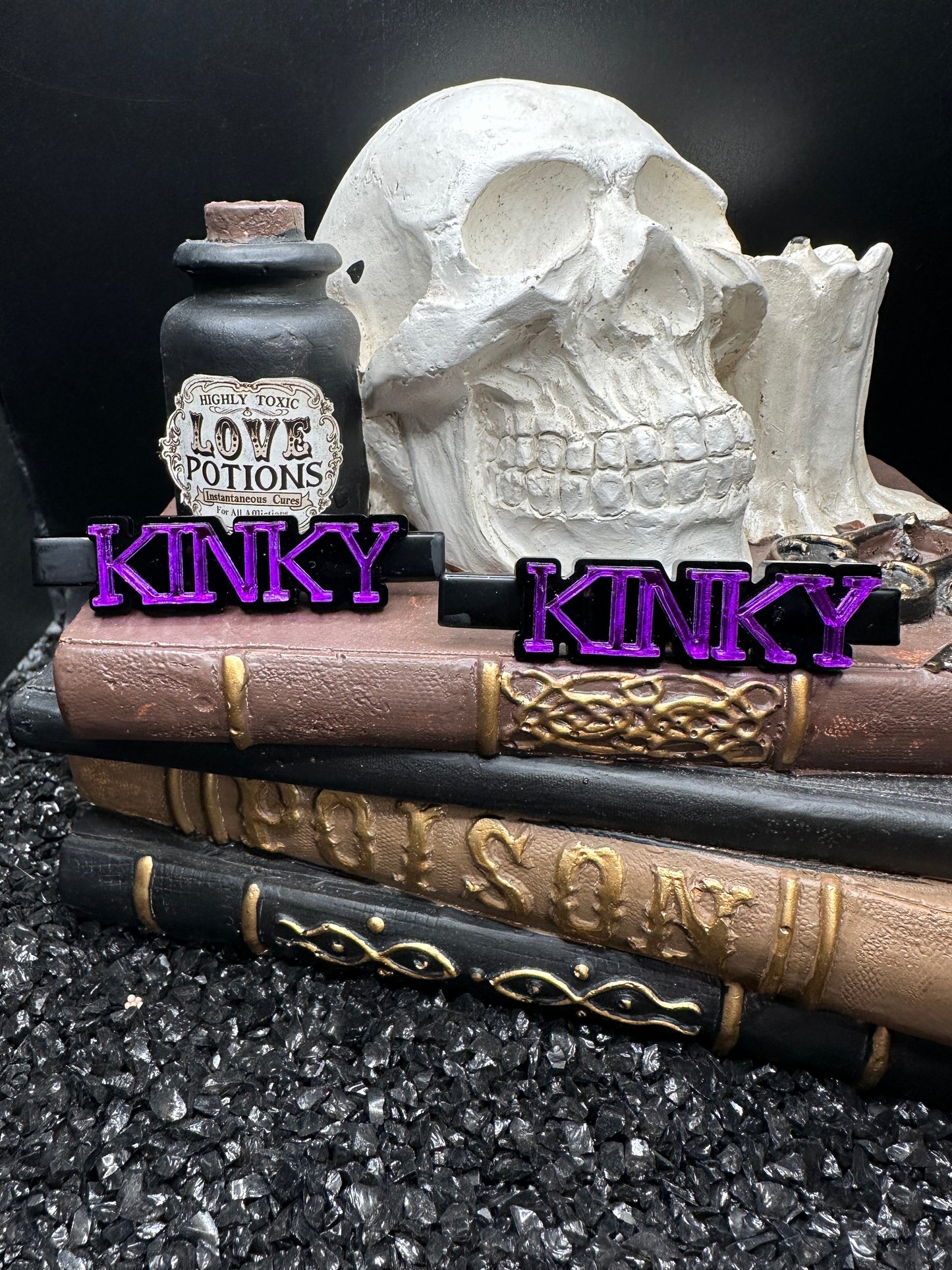 Kinky Purple Mirrored Acrylic Hair Clips